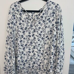 Lush White and Blue Blouse Elegant Top, EUC, Size L